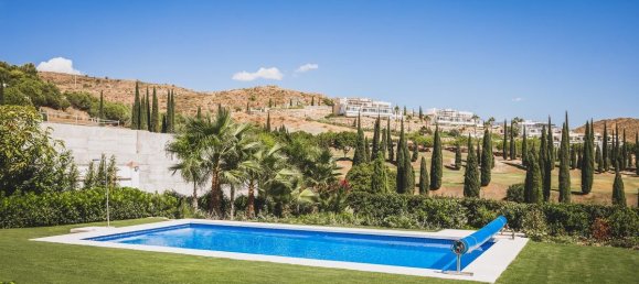 Villa de 5 dormitorios en Benahavís, Spain No. 2911 4