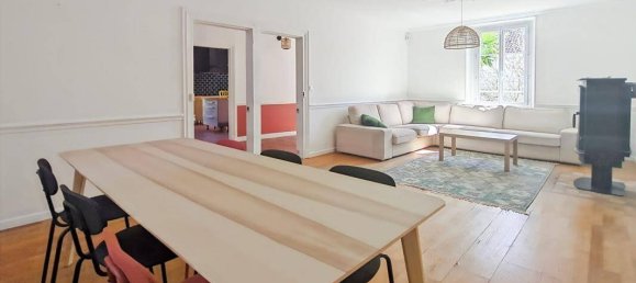 Дом с 5 спальнями в Уэнвиль-сюр-Монтсьян, Франция № 323468 2