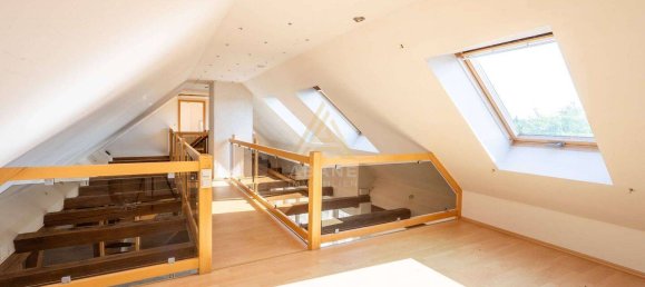 Дом с 10 комнатами в Stendal, Германия № 356683 12