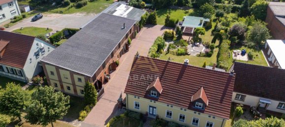 Дом с 10 комнатами в Stendal, Германия № 356683 2