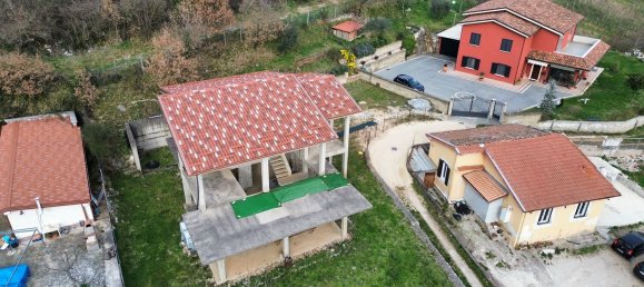 Дом с 5 комнатами в Фьюджи, Италия № 216775 14