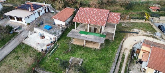 Дом с 5 комнатами в Фьюджи, Италия № 216775 13