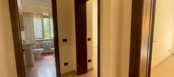 2 bedrooms Apartment in Reggio Emilia, Italy No. 313262 9