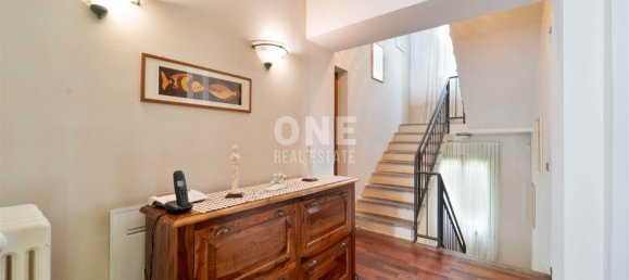 2 Schlafzimmer Villa in Calco, Italy, Nr. 117394 11