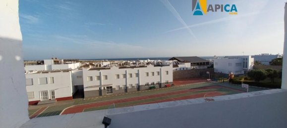 3 Schlafzimmer Haus in Cadiz, Spain, Nr. 148601 11