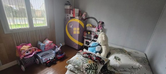 2 bedrooms House in Parassy, France No. 87811 7