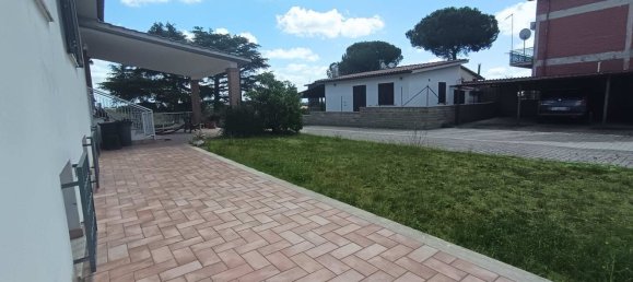 4 Schlafzimmer Wohnung in Anguillara Sabazia, Italy, Nr. 320934 3