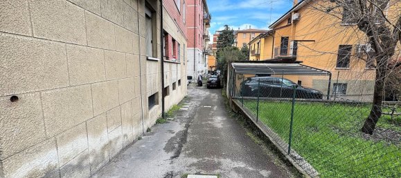 3 bedrooms Apartment in Bologna, Italy No. 325637 26