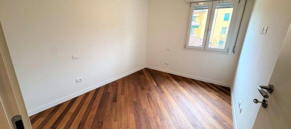 3 bedrooms Apartment in Bologna, Italy No. 325637 12