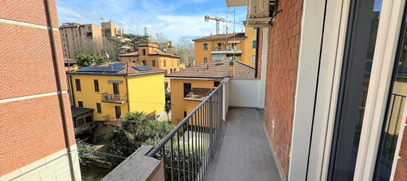 3 bedrooms Apartment in Bologna, Italy No. 325637 18