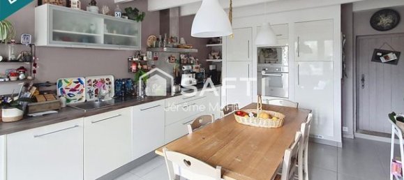 5 bedrooms House in Deux-Sevres, France No. 308210 5