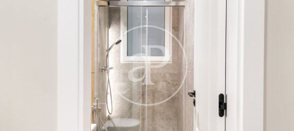 Apartamento T3 em Eixample, Spain N.º 79379 28