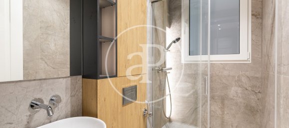 Apartamento T3 em Eixample, Spain N.º 79379 24