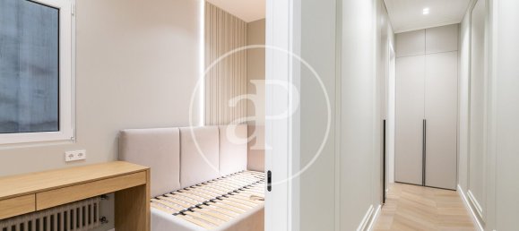 Apartamento T3 em Eixample, Spain N.º 79379 25