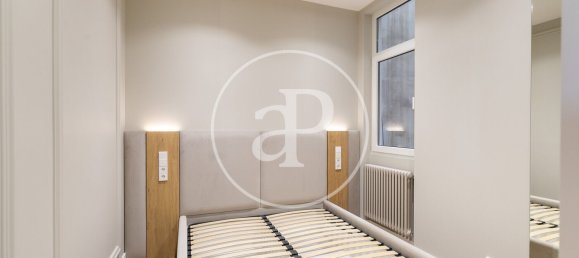 Apartamento T3 em Eixample, Spain N.º 79379 21