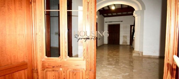 5 bedrooms Townhouse in Llucmajor, Spain No. 274615 2