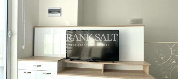 1 bedroom Penthouse in Saint Julian's, Malta No. 9795 2