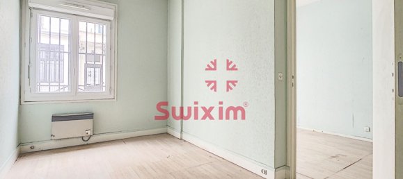 2 bedrooms Apartment in Paris, France No. 143605 4