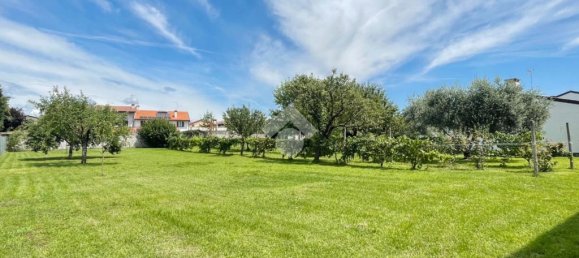 Дом с 3 спальнями в Удине, Италия № 297409 35