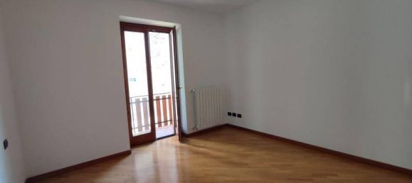 Квартира с 3 комнатами в Ардезьо, Италия № 37703 21