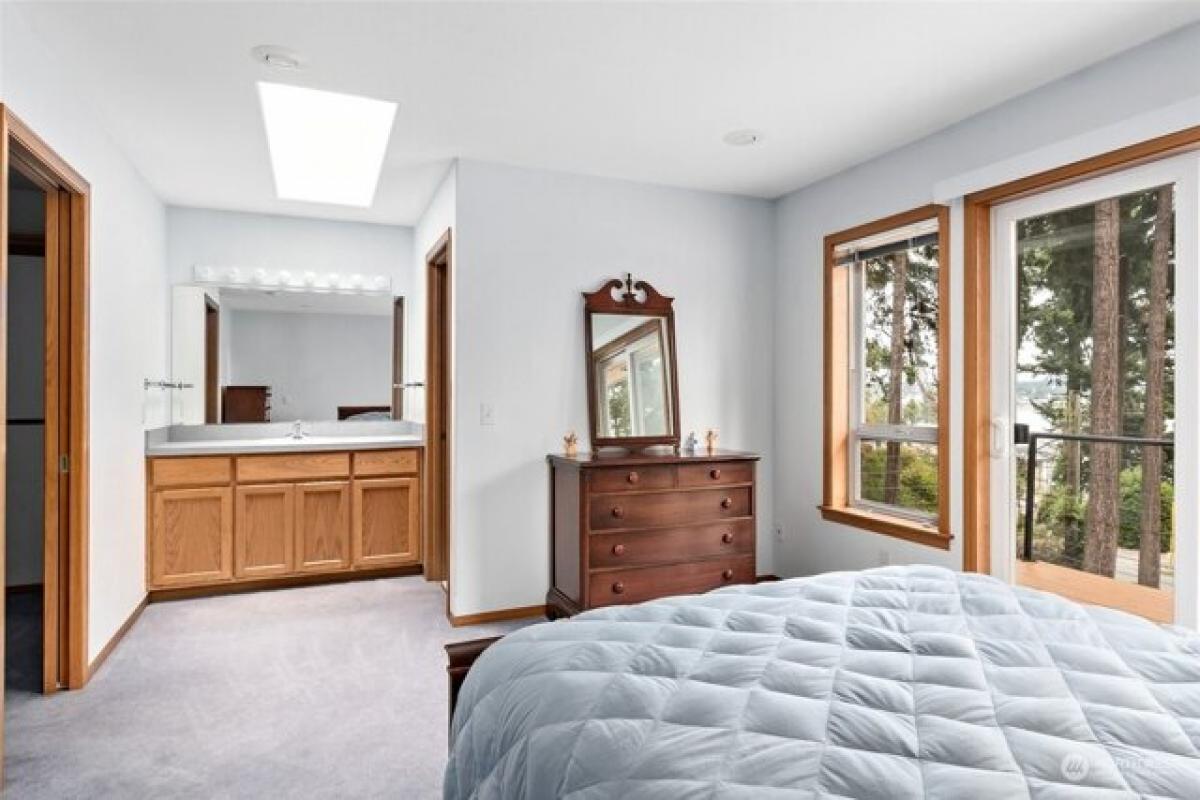 4 bedrooms House in Oak Harbor, USA No. 399313