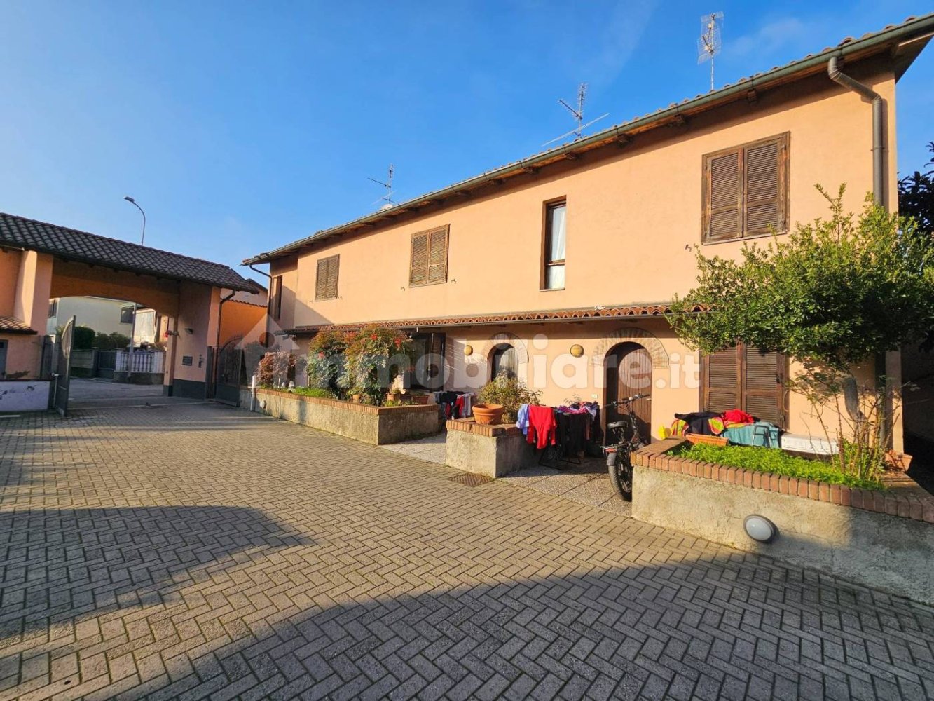 2 bedrooms Apartment in Lodi, Italy No. 228619