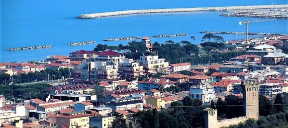 Дом с 3 спальнями в Порто Сан Джорджо, Италия № 63193 3