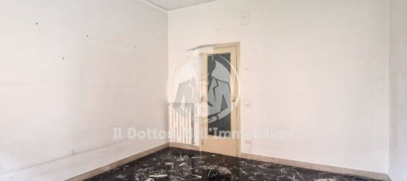 4 bedrooms Apartment in Palermo, Italy No. 375925 7