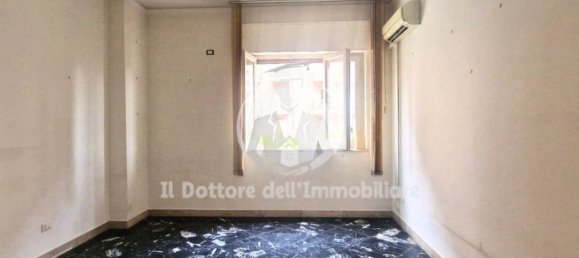 4 bedrooms Apartment in Palermo, Italy No. 375925 9