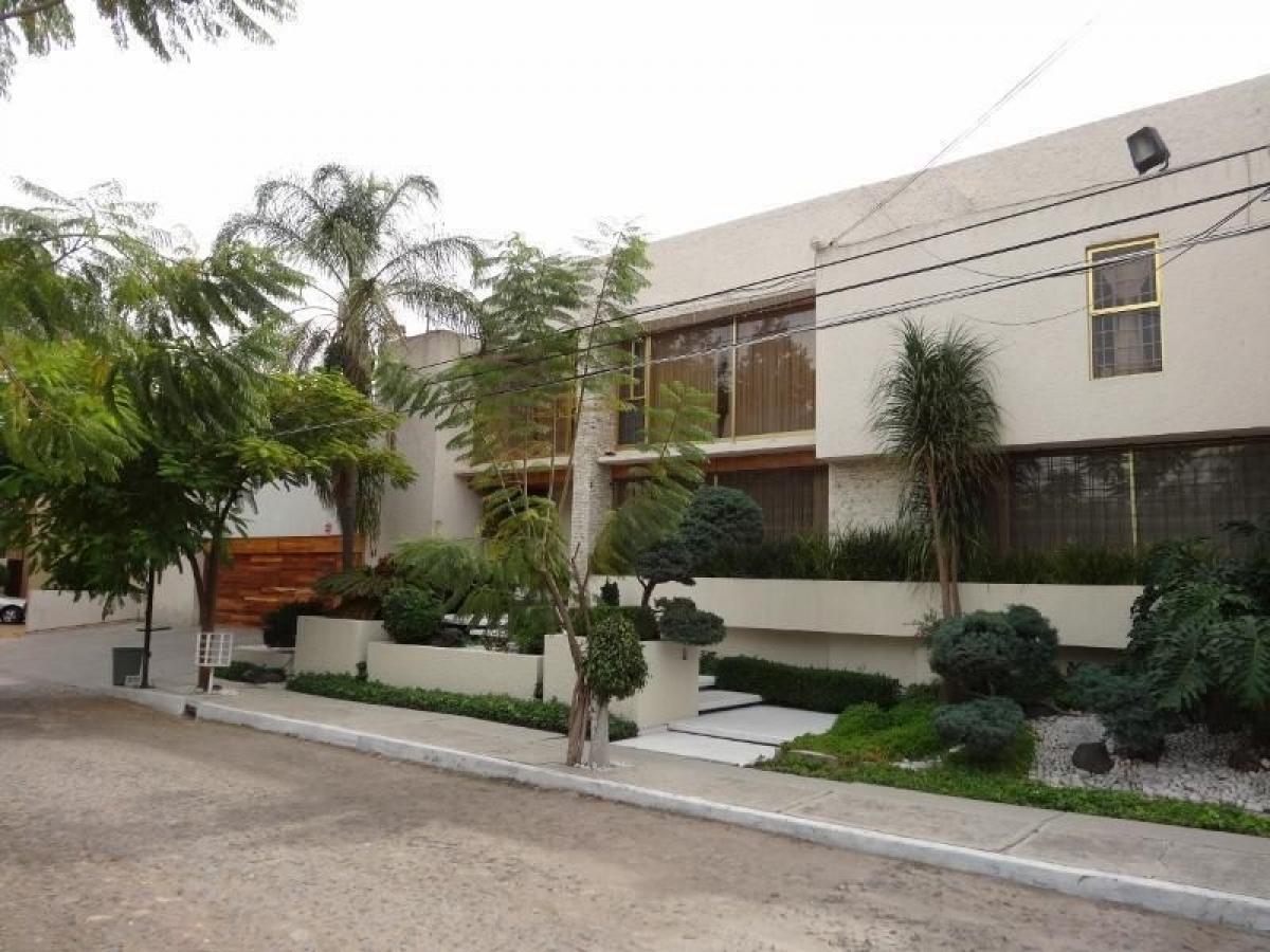 Casa de 4 dormitorios en Querétaro, Mexico No. 151738