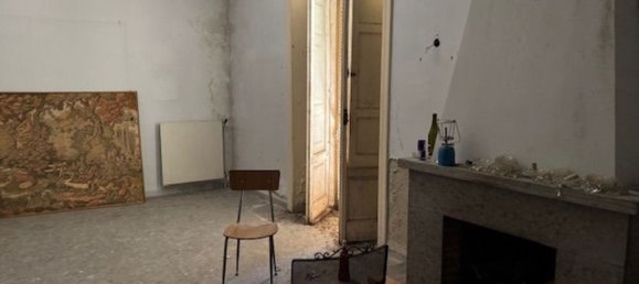 Дуплекс с 15 комнатами в Галлуччо, Италия № 300127 8