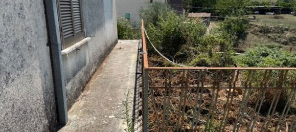 Дуплекс с 15 комнатами в Галлуччо, Италия № 300127 9