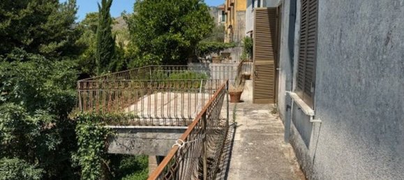 Дуплекс с 15 комнатами в Галлуччо, Италия № 300127 14