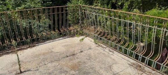 Дуплекс с 15 комнатами в Галлуччо, Италия № 300127 4