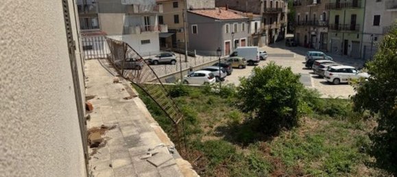 Дуплекс с 15 комнатами в Галлуччо, Италия № 300127 12