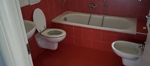 Apartamento de 2 divisões em Garbagnate Milanese, Italy N.º 6936 2