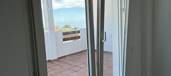 Ático de 3 dormitorios en La Duquesa, Spain No. 36515 7