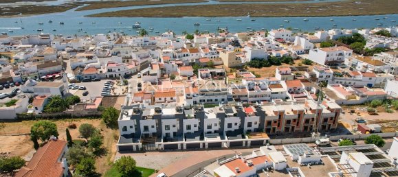 Casa de 3 dormitorios en Santa Luzia, Portugal No. 101962 3