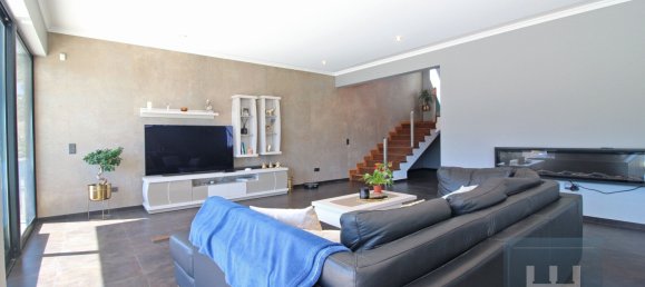 3 bedrooms House in Funchal, Portugal No. 145325 5