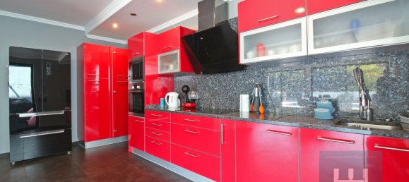 3 bedrooms House in Funchal, Portugal No. 145325 8