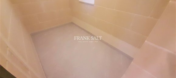 Мезонет с 2 спальнями в Айнсилем, Мальта № 5862 14