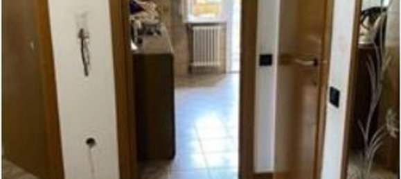 4 rooms Apartment in Verano Brianza, Italy No. 8270 6