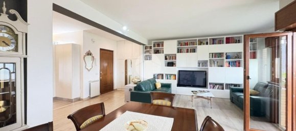 4 Schlafzimmer Wohnung in Rome, Italy, Nr. 373329 5