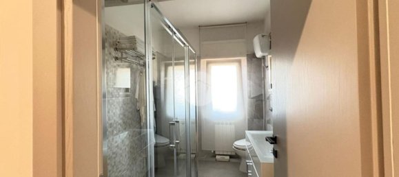 4 Schlafzimmer Wohnung in Rome, Italy, Nr. 373329 20