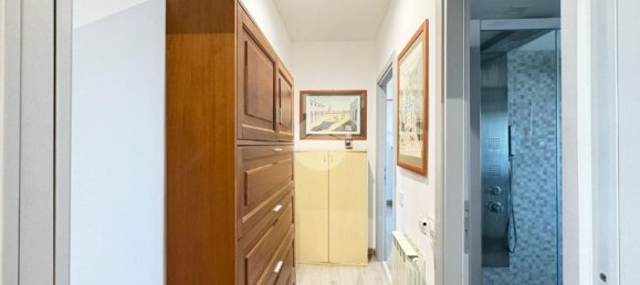 4 Schlafzimmer Wohnung in Rome, Italy, Nr. 373329 14