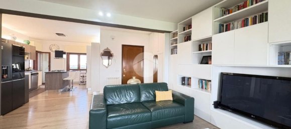 4 Schlafzimmer Wohnung in Rome, Italy, Nr. 373329 3