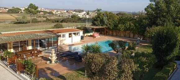 3 bedrooms Villa in Sintra, Portugal No. 147929 3