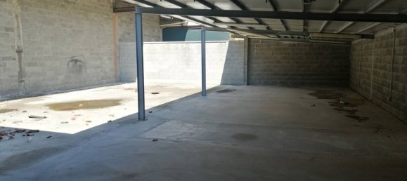 700m² Commercial property in Trecate, Italy No. 345867 6