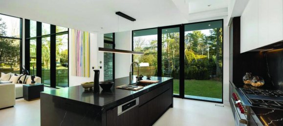 5 bedrooms House in Oakville, Canada No. 346 11