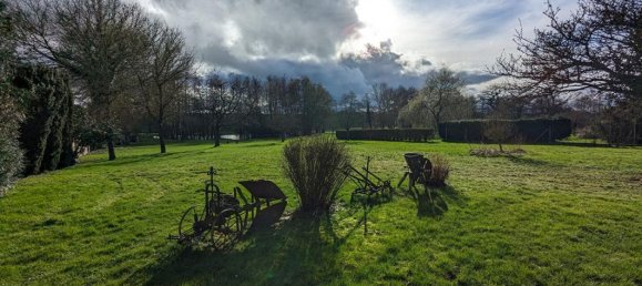 4 Schlafzimmer Schlösser in La Loupe, France, Nr. 83517 14